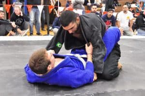 Playing BJJ closed guard